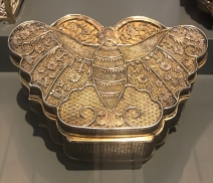 Silver filigree trinket box in butterfly form, late 18th to early 19th century from the K.L. Leung Collection of Export Art.